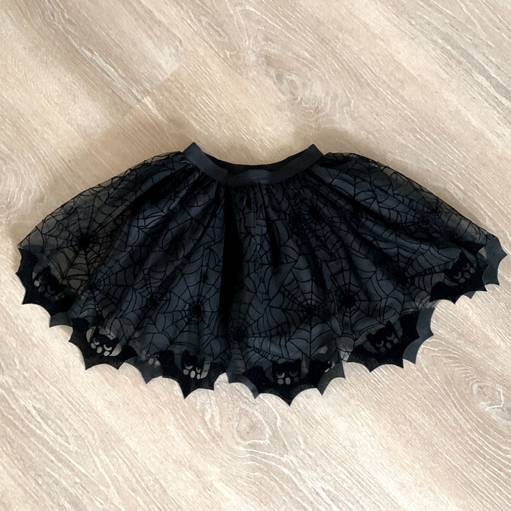 Girls H&M size 2/3 Halloween skirt